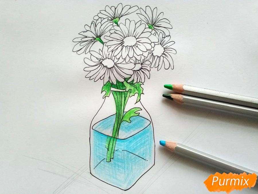 Рисуем вазу с маргаритками карандашом - Шаг 6