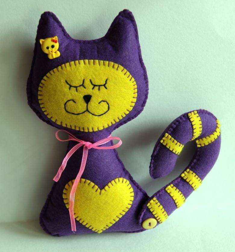 DIY поделки для кошек