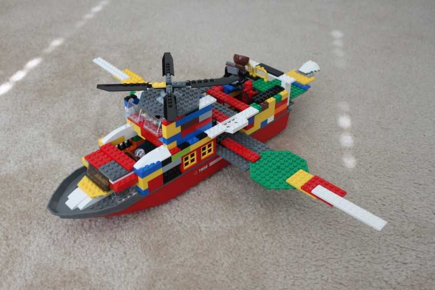 Как построить робота из фотографий Lego