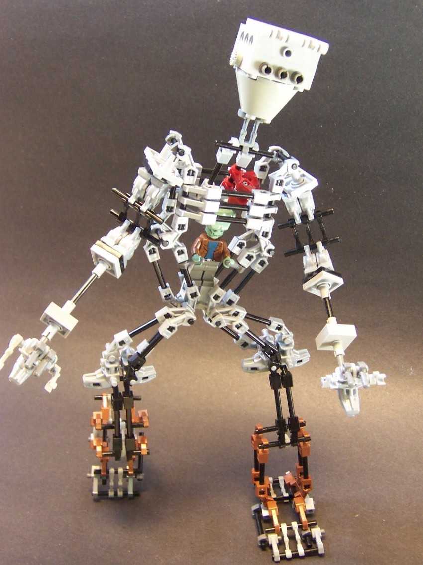 Как построить робота из фотографий Lego