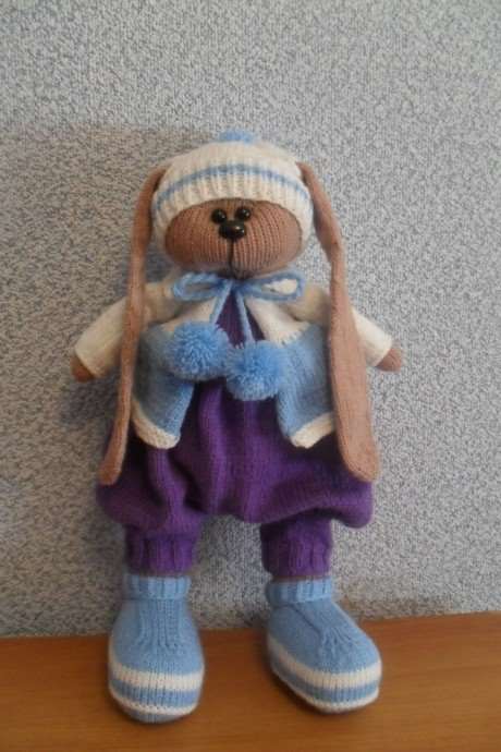 Кролик - Тильда с прикрепленными спицами, символ 2023 года